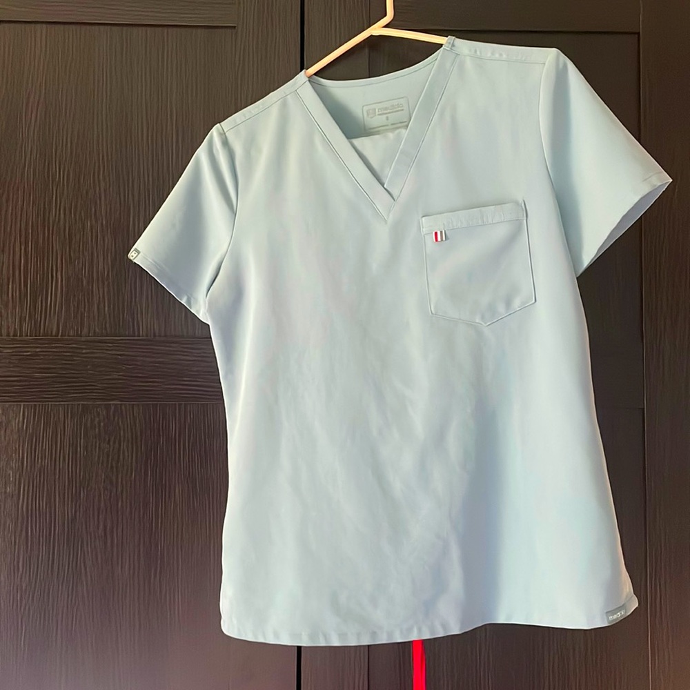 Medical scrub set